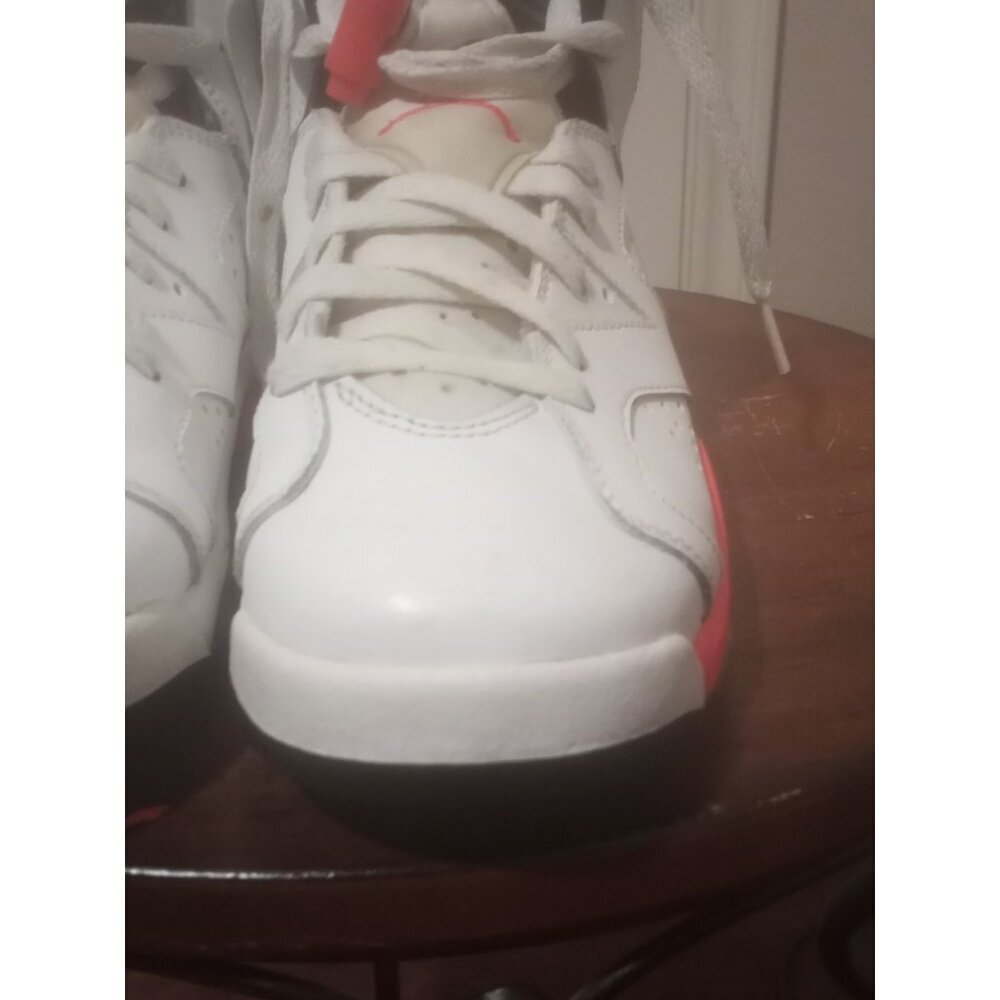Air Jordan 6 Retro Infrared White 2014 GS Size 6.5Y 384665-123 Women Size 8 - Picture 8 of 12